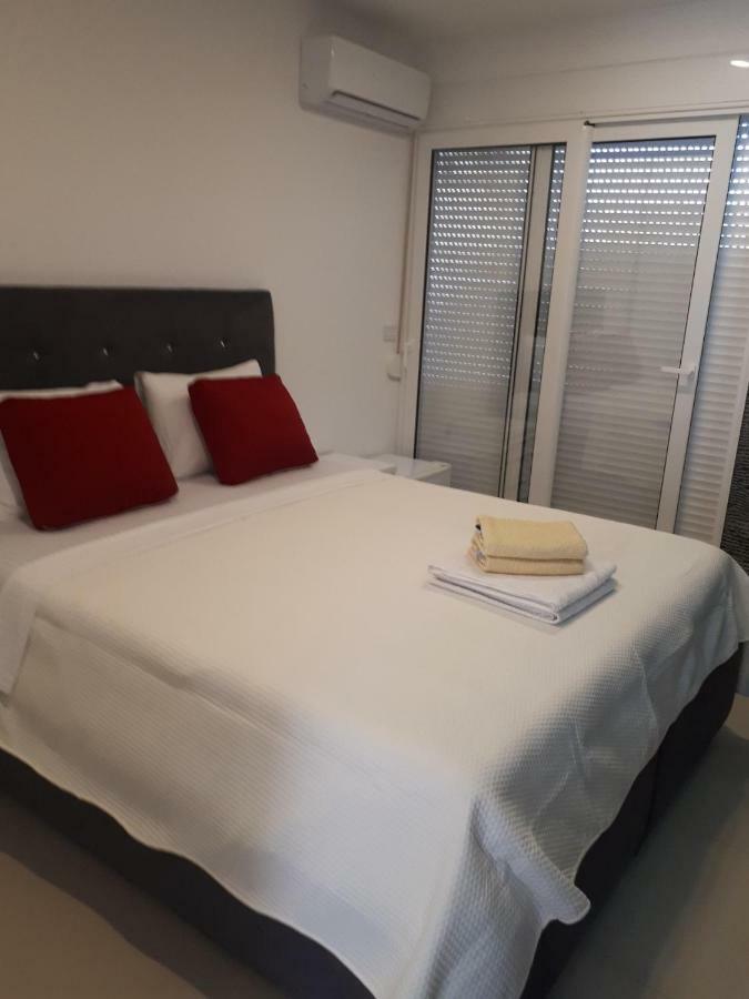 Villa La Vie อุลซิน ภายนอก รูปภาพ